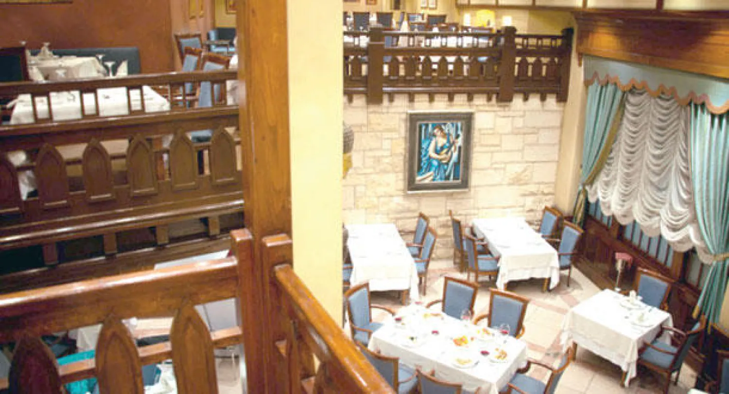 سانتا لوتشيا.. يوناني فرنسي إيطالي عمره 82 عاما