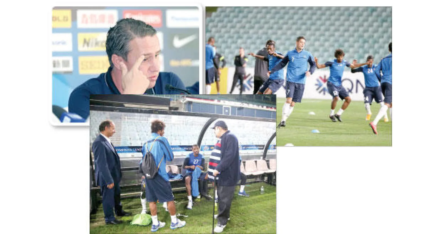 جانب من تدريبات الهلال الأخيرة أمس تحسبا لموقعة سيدني (الموقع الرسمي لنادي الهلال)، الأمير عبد الرحمن بن مساعد يحاول الاطمئنان على صحة كريري ، و ريجيكامف يفكر مليا قبل الإجابة عن أحد الأسئلة في المؤتمر الصحافي