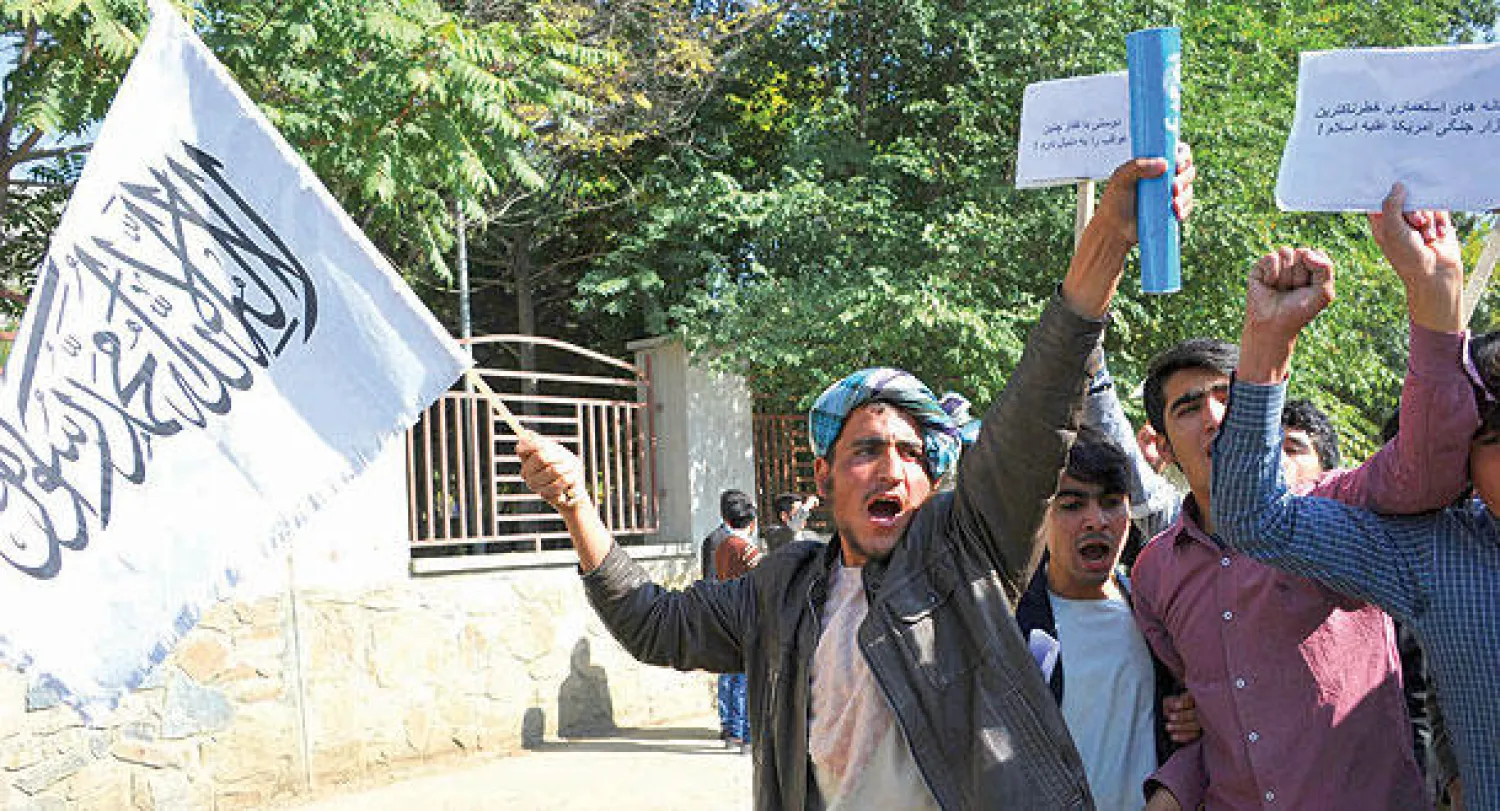 مفردات التطرف الداعشي وجدت استجابة لدى طلاب الجامعات الأفغانية (إ.ب.أ)