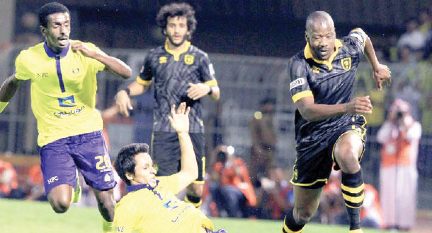 جانب من المواجهة التي جمعت النصر والاتحاد في الدوري السعودي (تصوير: سعد العنزي)