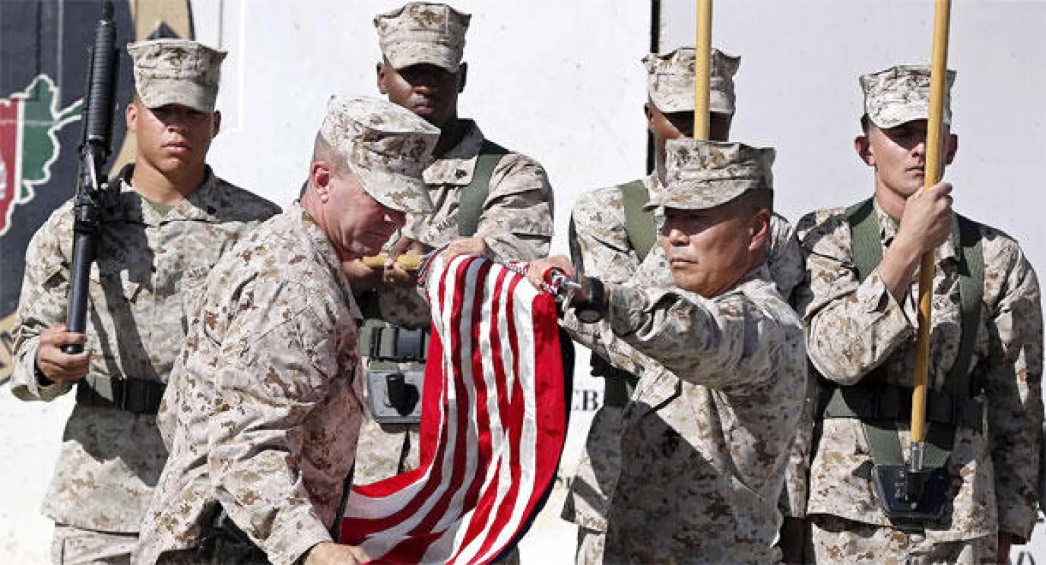 بريطانيا وأميركا يسدلان الستار على حرب أفغانستان بعد 13 عاما