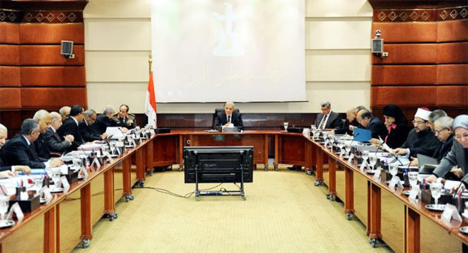 الحكومة المصرية تواجه أعنف موجة انتقادات منذ توليها المسؤولية