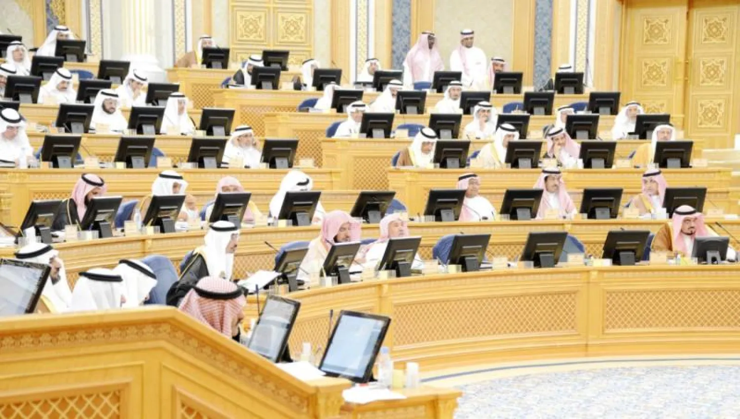 جانب من جلسة مجلس الشورى اليوم الاثنين ("الشرق الأوسط")