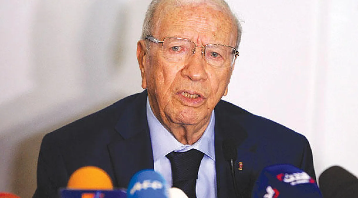 رئيس الوزراء السابق الباجي قائد السبسي (أ.ف.ب)