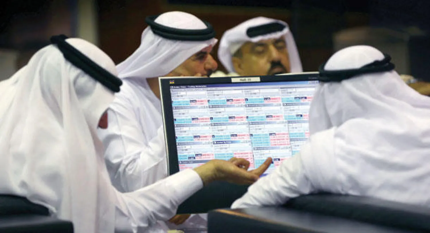 تباين أداء أسواق المال الخليجية أمس (أ.ف.ب)