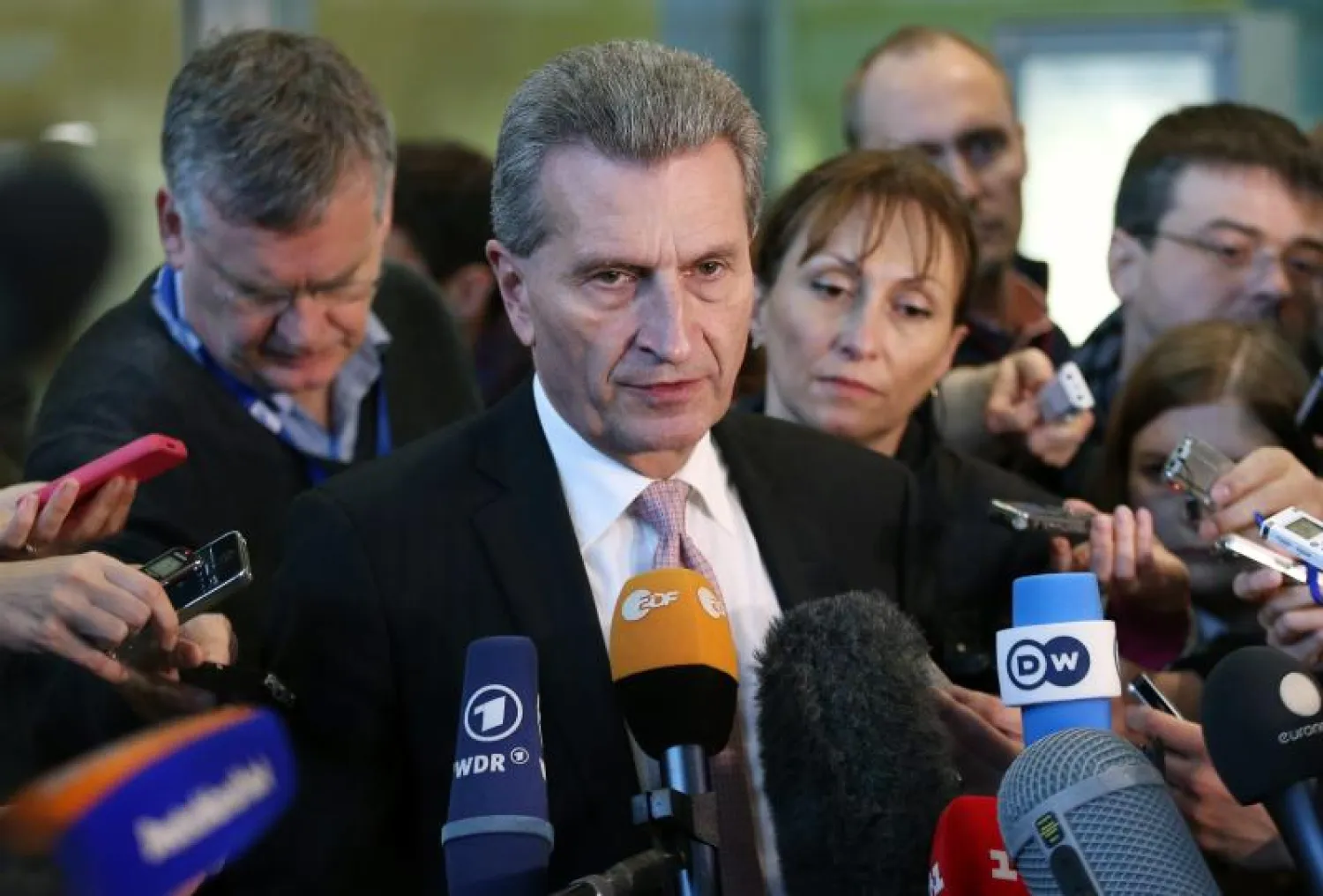 عجز كييف عن تسديد الديون يسد طريق المفاوضات الروسية - الأوكرانية