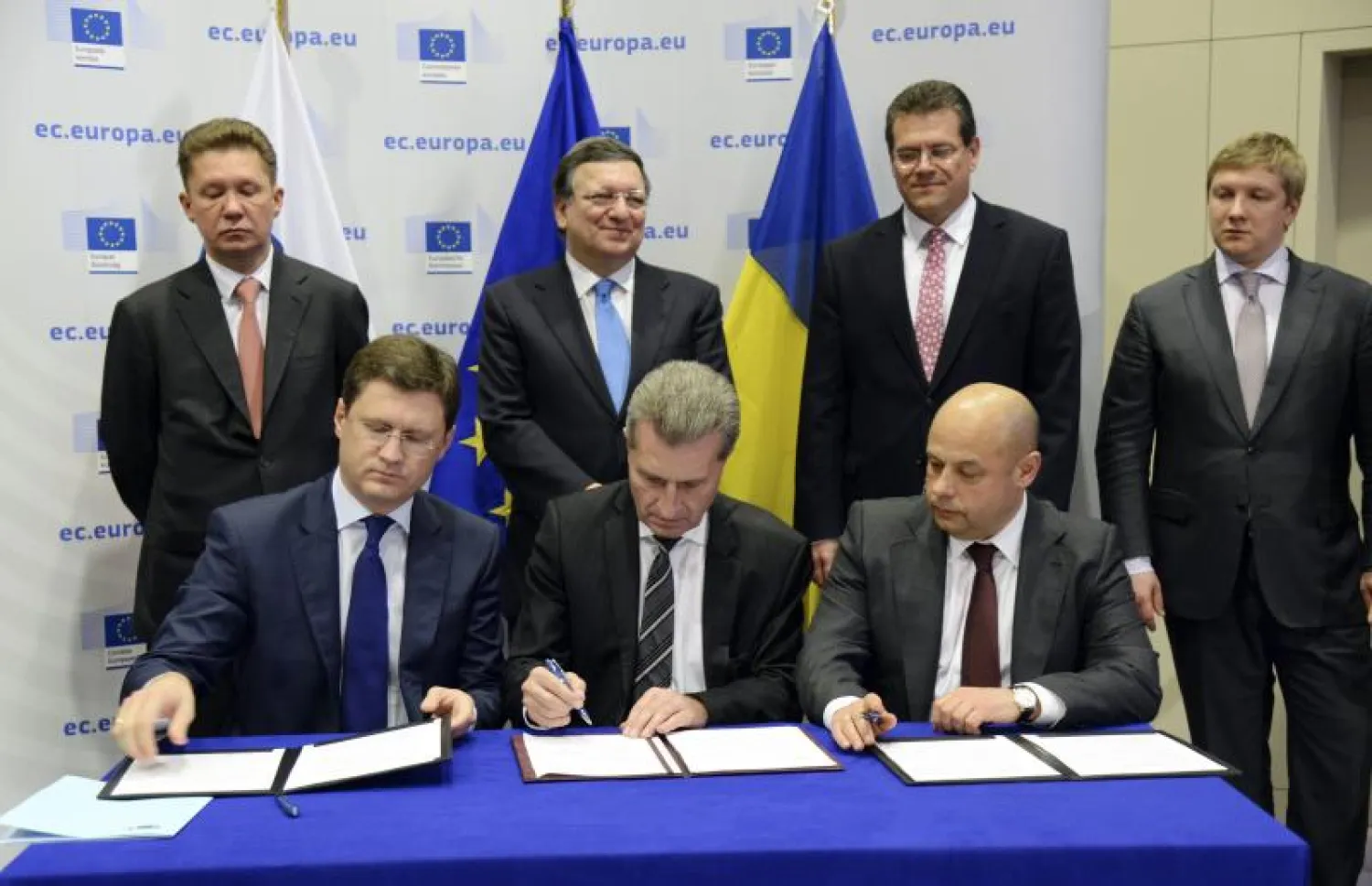 اتفاق أوكراني - روسي برعاية أوروبية على مخرج مؤقت لأزمة الغاز