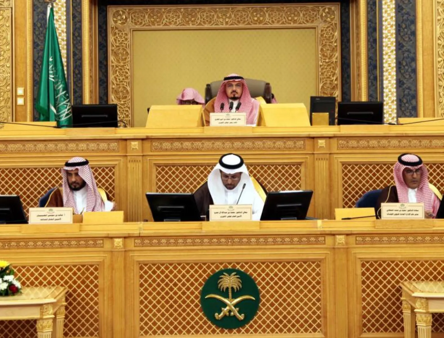 «الشورى» السعودي يطالب بإنشاء لجنة للإشراف على استراتيجية التوظيف