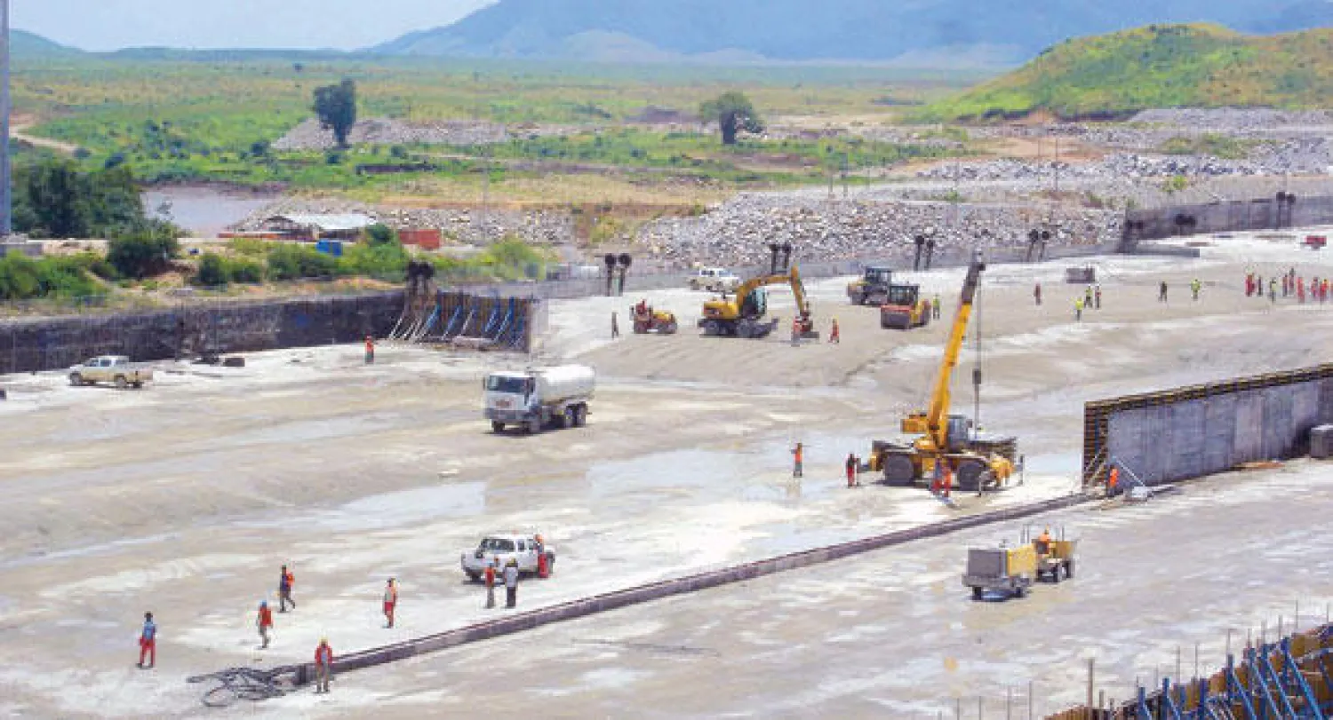 أعمال الإنشاءات في سد النهضة