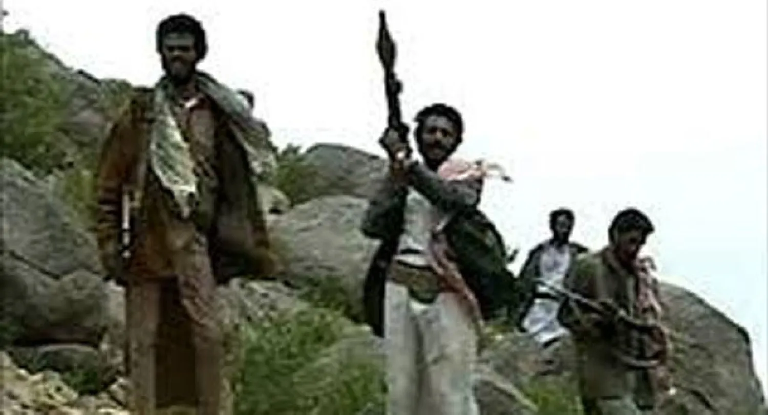 نظامان في الحديدة.. وعناصر الحرس الجمهوري تقاتل إلى جانب الحوثيين