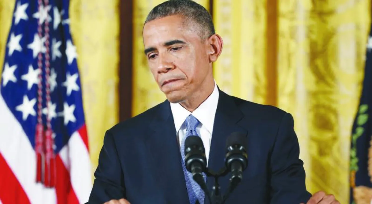 أوباما في الخطاب الذي ألقاه مساء أول من أمس وأقر فيه بهزيمة حزبه أمام خصومه الجمهوريين (رويترز)