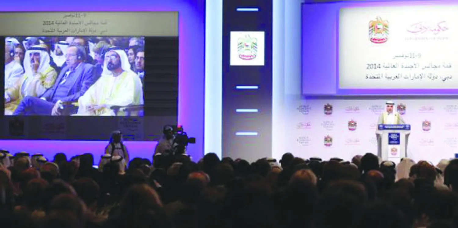 جانب من جلسات قمة المجالس العالمية («الشرق الأوسط»)