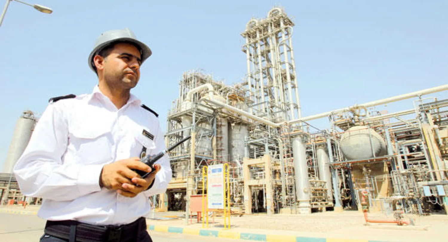 إيران في خضم إعداد خطة للنهوض بسعر خام النفط لتفادي التأثير على ميزانيتها (إ. ب. أ)