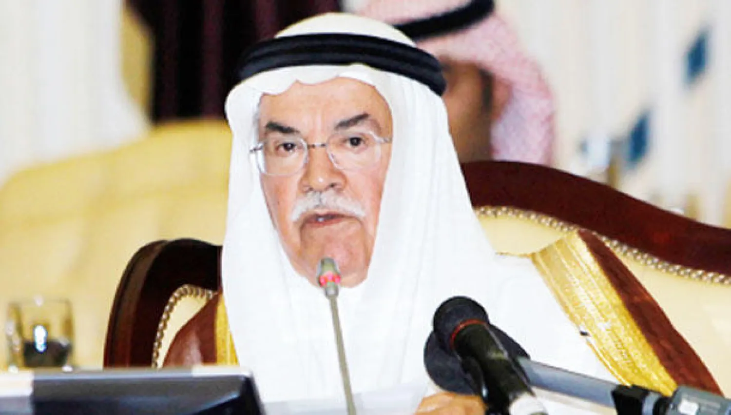 النعيمي: السعودية تريد استقرار أسواق النفط ولا ترى حرب أسعار