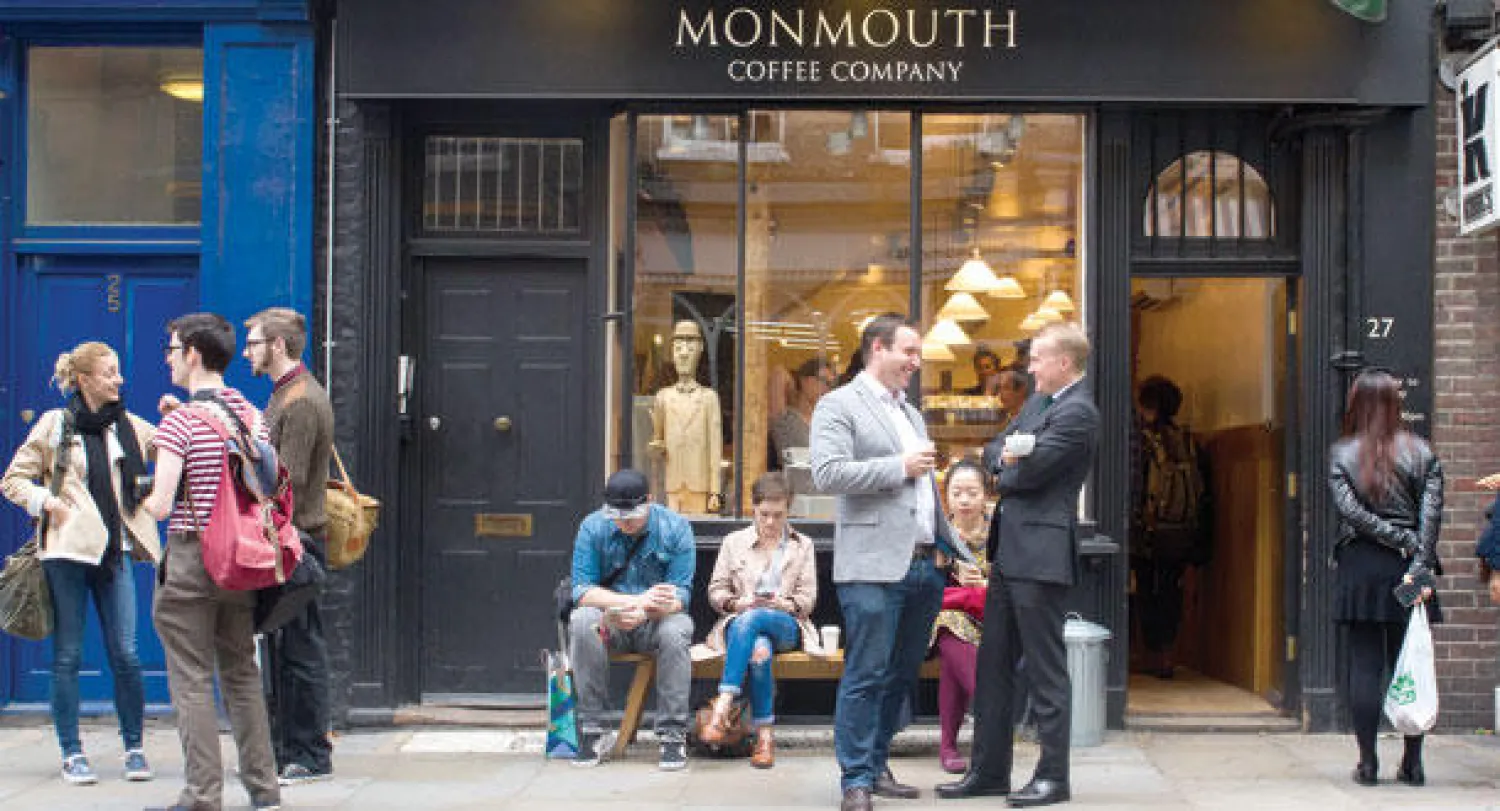 مقهى «مونموث» في منطقة كوفنت غاردن  (تصوير جيمس حنا)