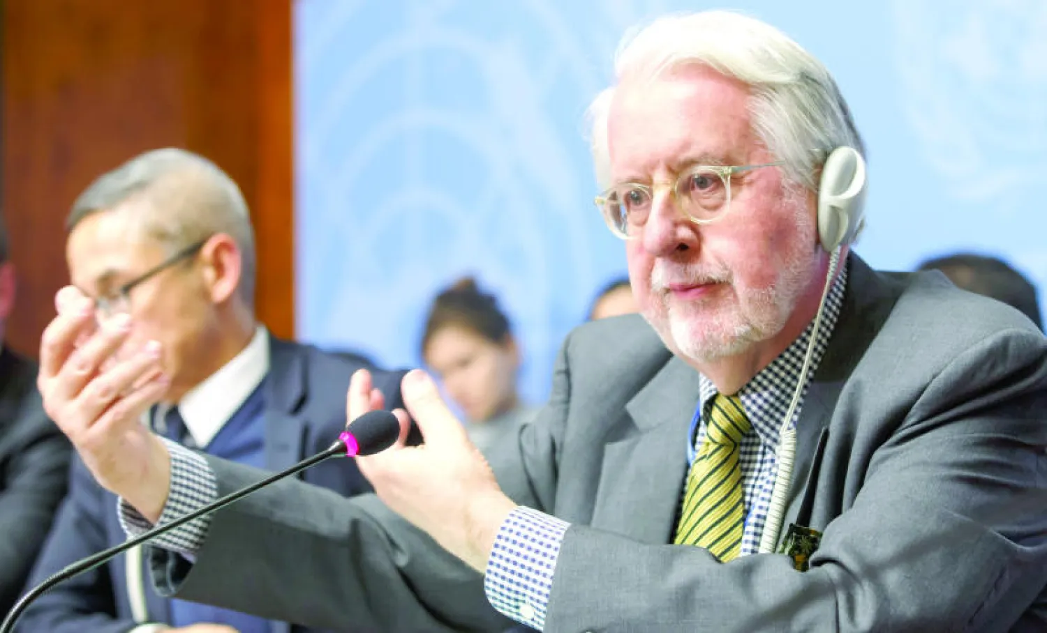 باولو سيرجيو بنييرو مسؤول لجنة التحقيق حول سوريا في مؤتمره الصحافي أمس بجنيف (أ.ب)