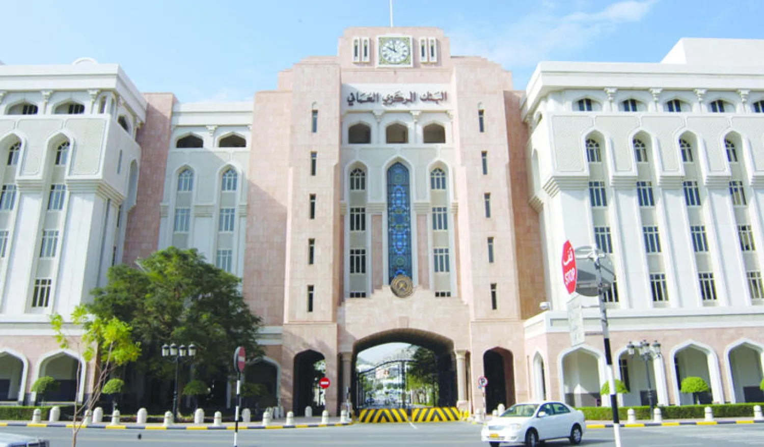 استقرار نمو الائتمان وترشيد النفقات التشغيلية في بنوك السلطنة مع انتعاش الإقراض في الربع الثاني