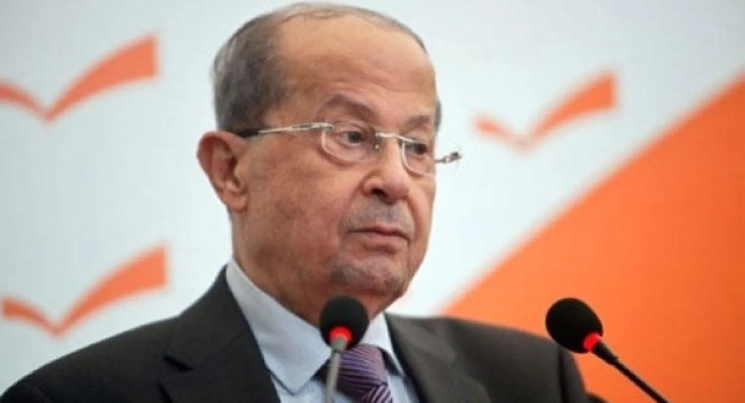 عون يرمي كرة الرئاسة  في ملعب جنبلاط