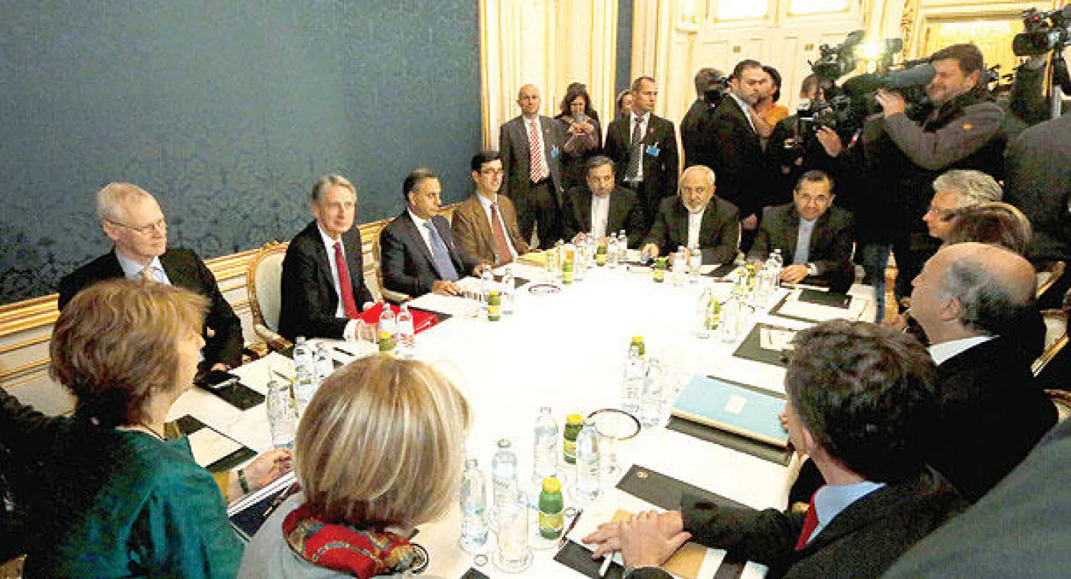 جانب من اللقاء الأوروبي - الإيراني في فيينا أمس بحضور وزراء خارجية فرنسا وبريطانيا وإيران (أ.ب)