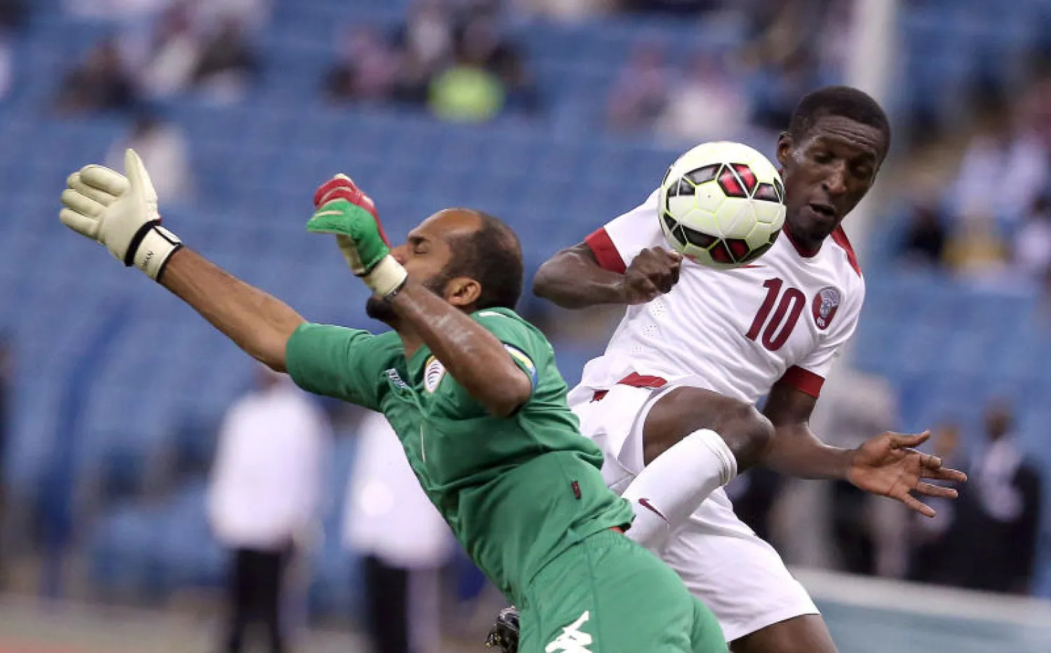 الحبسي لـ«الشرق الأوسط»: العمانيون لم يتوقعوا وصولنا لنصف نهائي الخليج