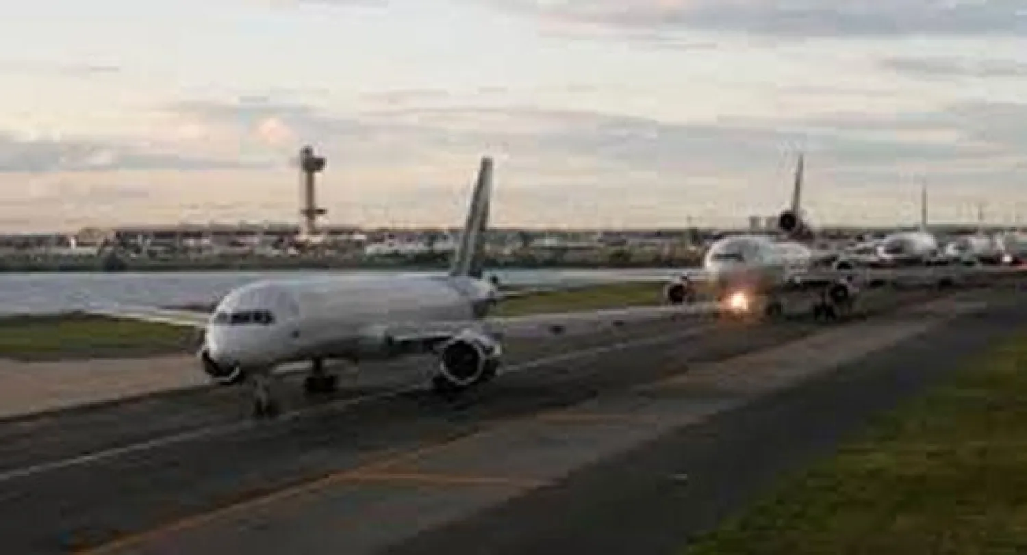 سير الطائرات على أرض المطارات يكلفها 7 مليارات دولار بحلول 2020