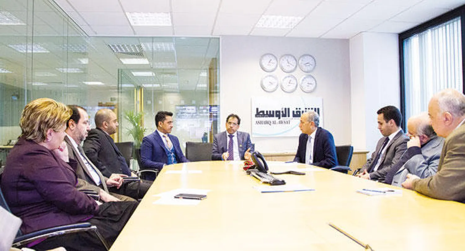 لقاء وزير الإعلام العماني مع أسرة تحرير {الشرق الأوسط} ويرى على اليسار سلمان الدوسري رئيس التحرير ومدير الإعلام الخارجي بوزارة الإعلام العمانية محمد بن خلفان البوسعيدي والملحق الإعلامي عبد الله سليمان العبري  والزميلة نادية التركي.. وعلى اليمين علي ابراهيم نائب رئيس التحرير والزملاء عضوان الأحمري وإياد أبو شقرا ومحمد الشافعي (تصوير: جيمس حنا)