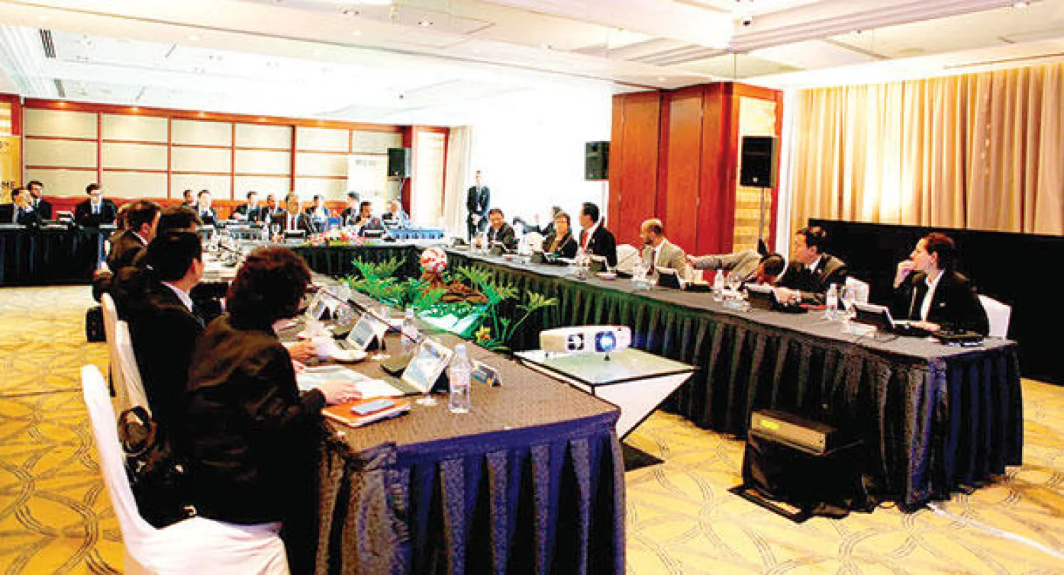 جانب من اجتماع المكتب التنفيذي للاتحاد الآسيوي أمس