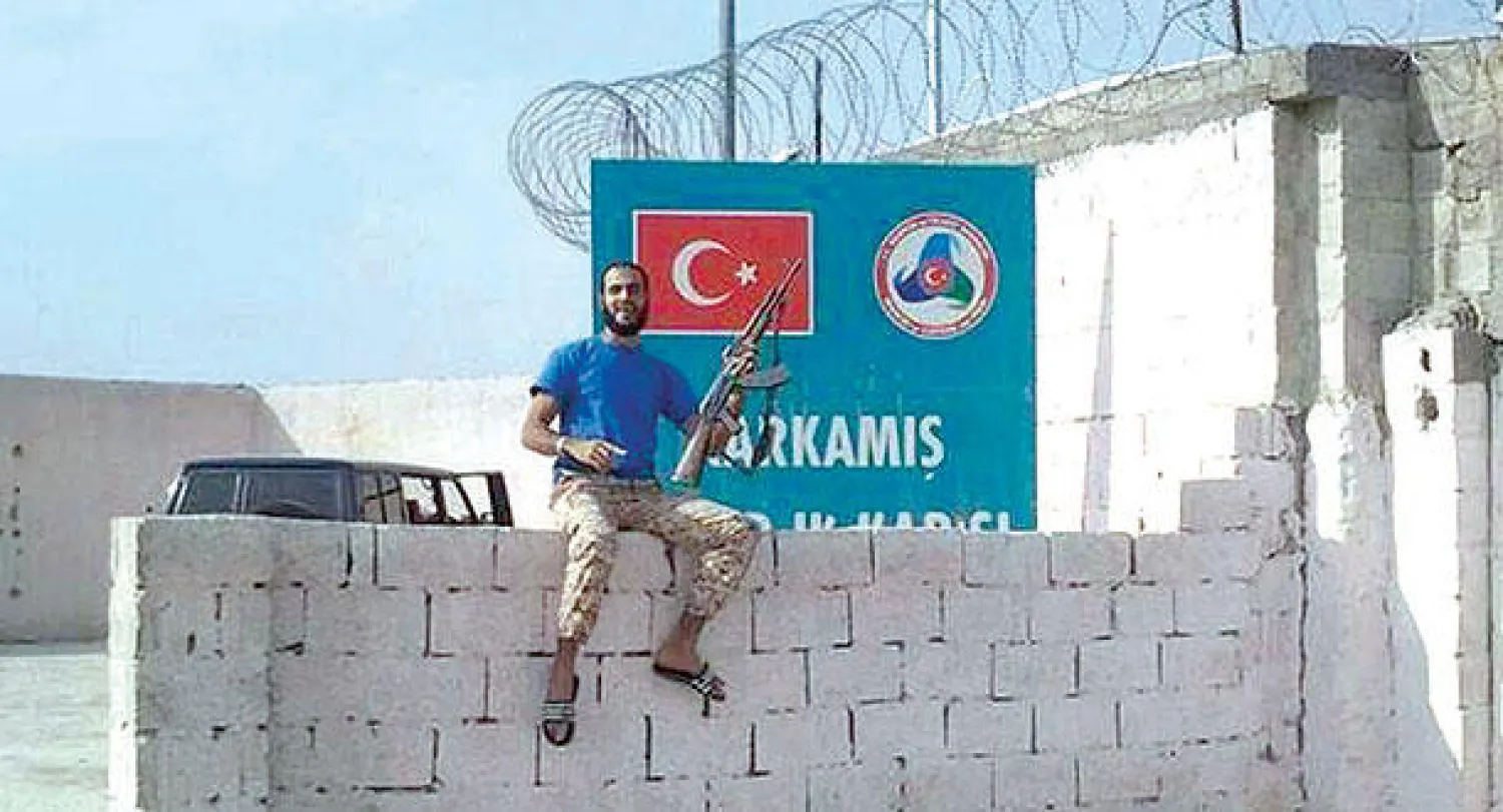 وحدات الحماية الكردية تطالب تركيا بالتحقيق في تسرب 4 انتحاريين من أراضيها إلى كوباني