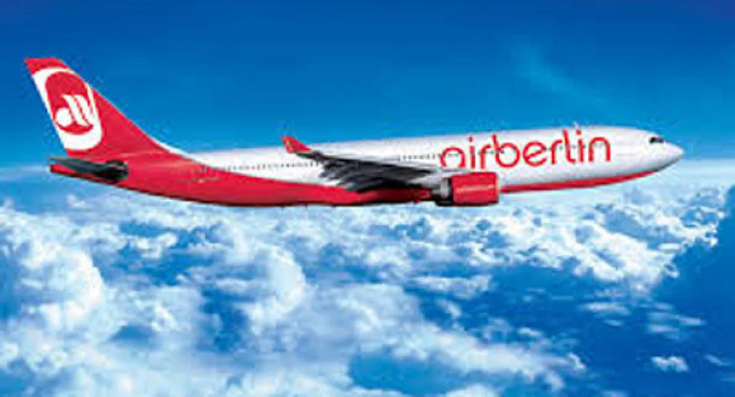تقرير: ميركل تساند  «إير برلين» في خلاف بشأن سيطرة «الاتحاد للطيران»