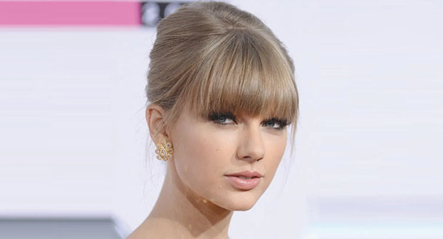 المغنية تايلور سويفت