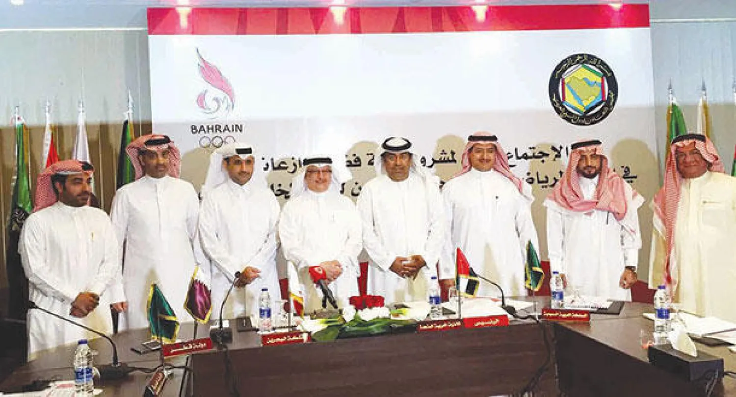 جانب من اجتماع اللجنة في المنامة أمس