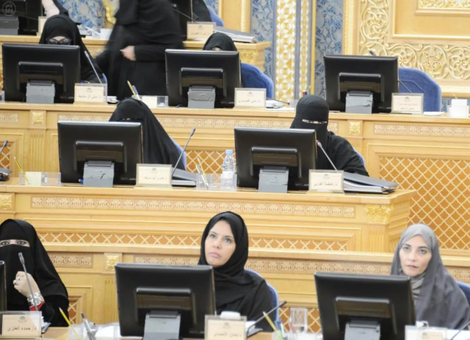 «الشورى» السعودي يطالب مؤسسة التقاعد بالكشف عن استثماراتها الخارجية