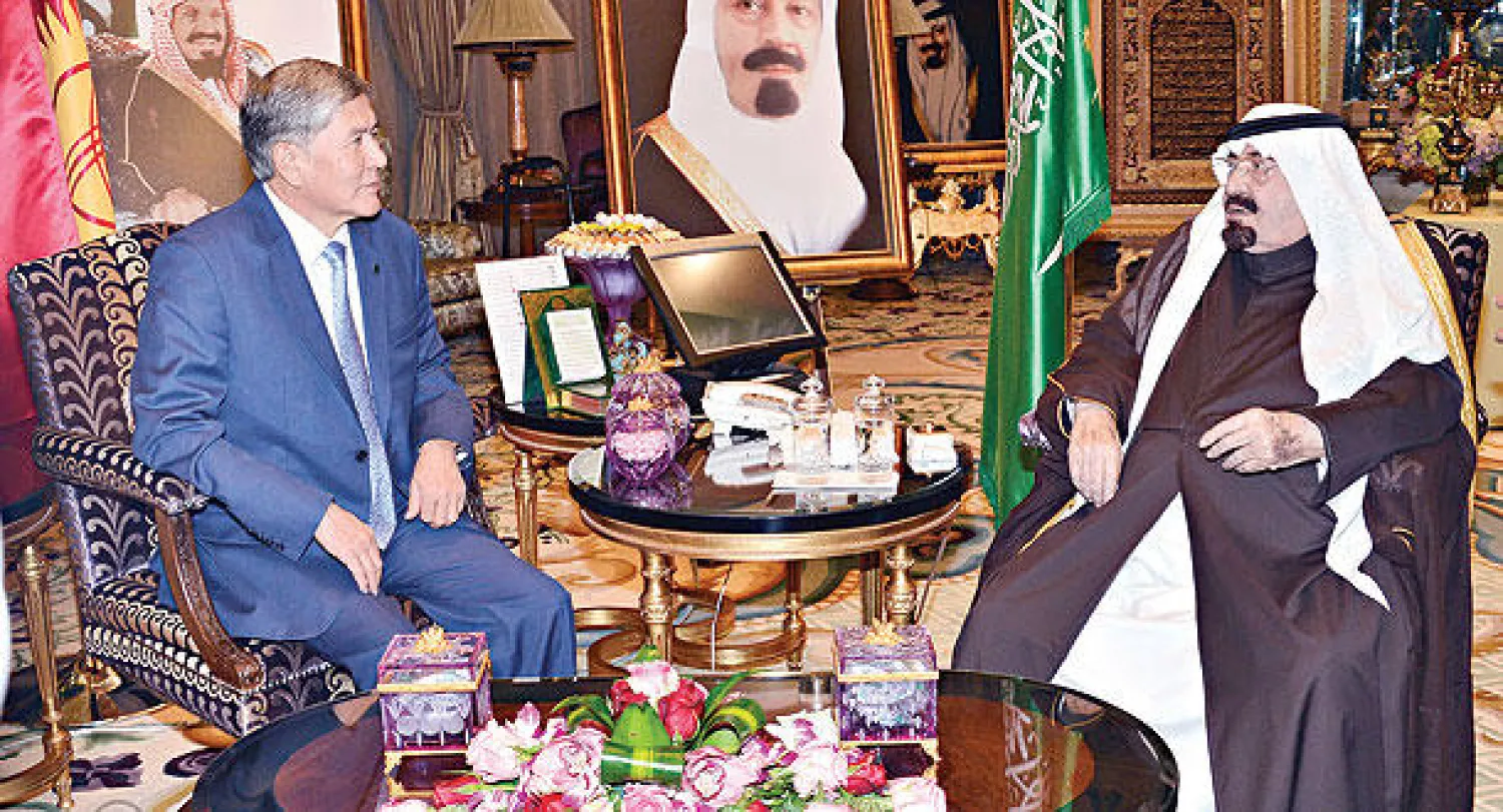 خادم الحرمين يجري مباحثات مع رئيس قيرغيزستان تناولت التطورات الإقليمية والدولية