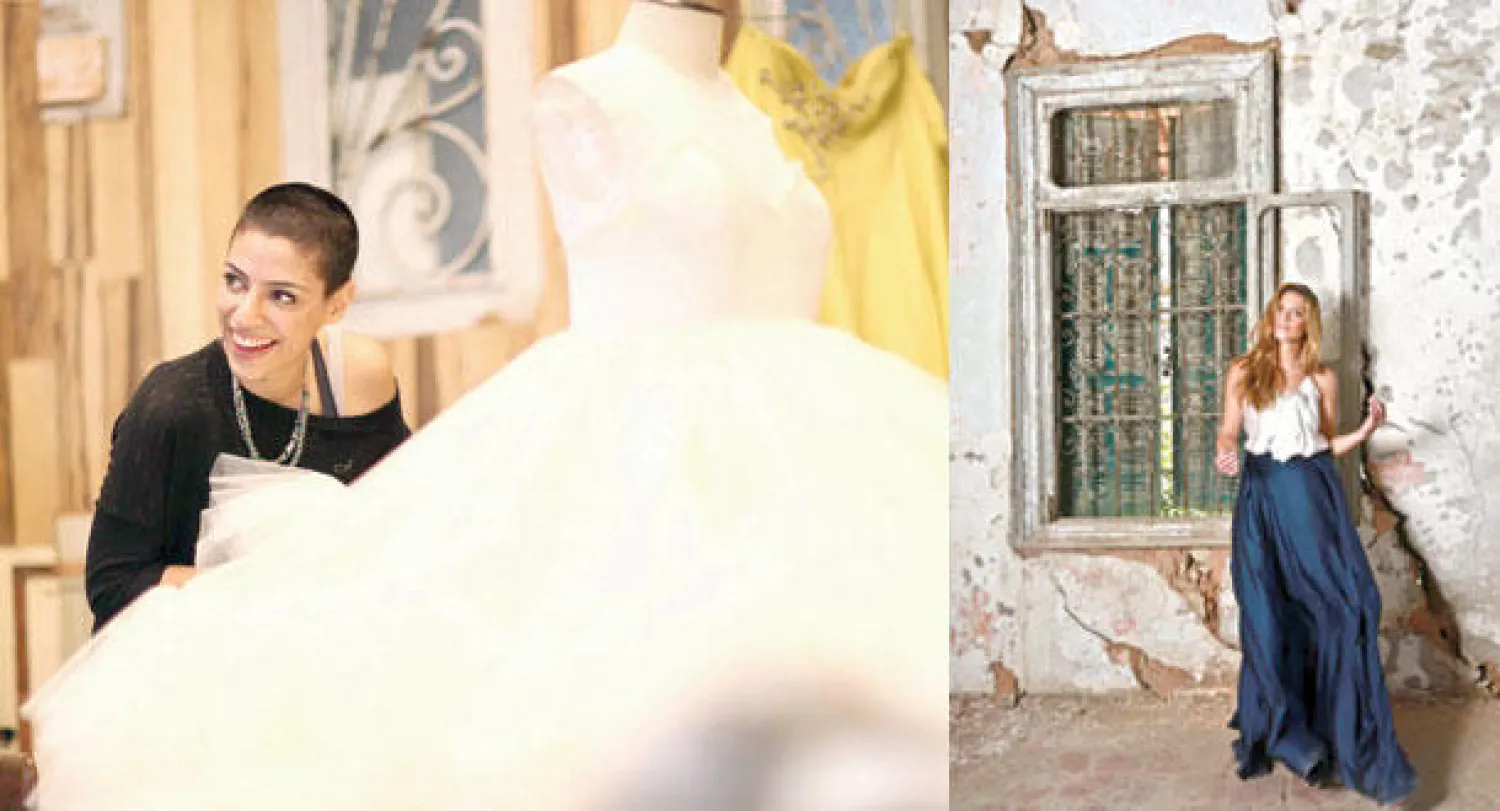 من تصاميمها  -  لارا خوري في مشغلها (تصوير: جاين ستوكدايل)