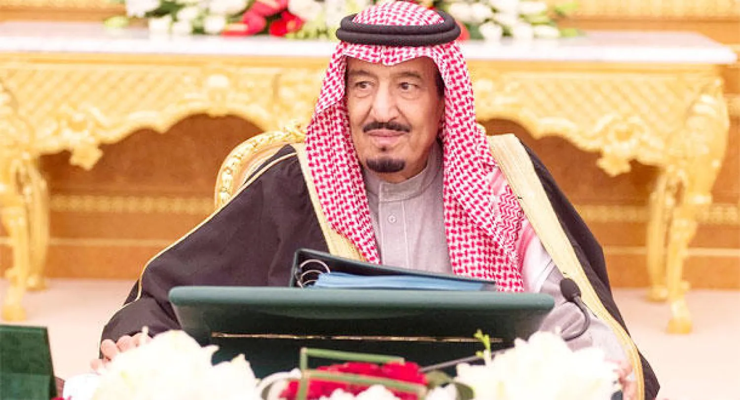 ولي العهد يستعرض مع وزير الدفاع البولندي تطورات الأوضاع الإقليمية والدولية