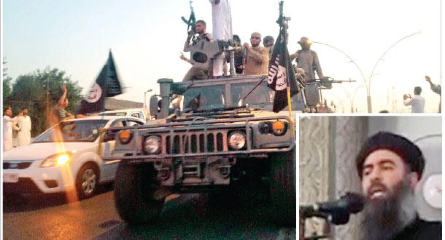 أبو بكر البغدادي يعلن خلافته في جامع النوري وسط الموصل، و عناصر من تنظيم «داعش» لدى دخولهم مدينة الموصل في يونيو الماضي (أ.ب)