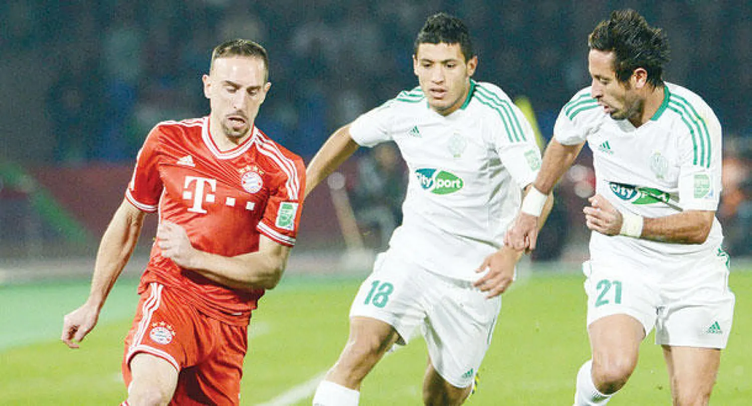 جانب من المواجهة التي جمعت بايرن ميونيخ والرجاء المغربي في مونديال الأندية الماضي (أ.ف.ب)