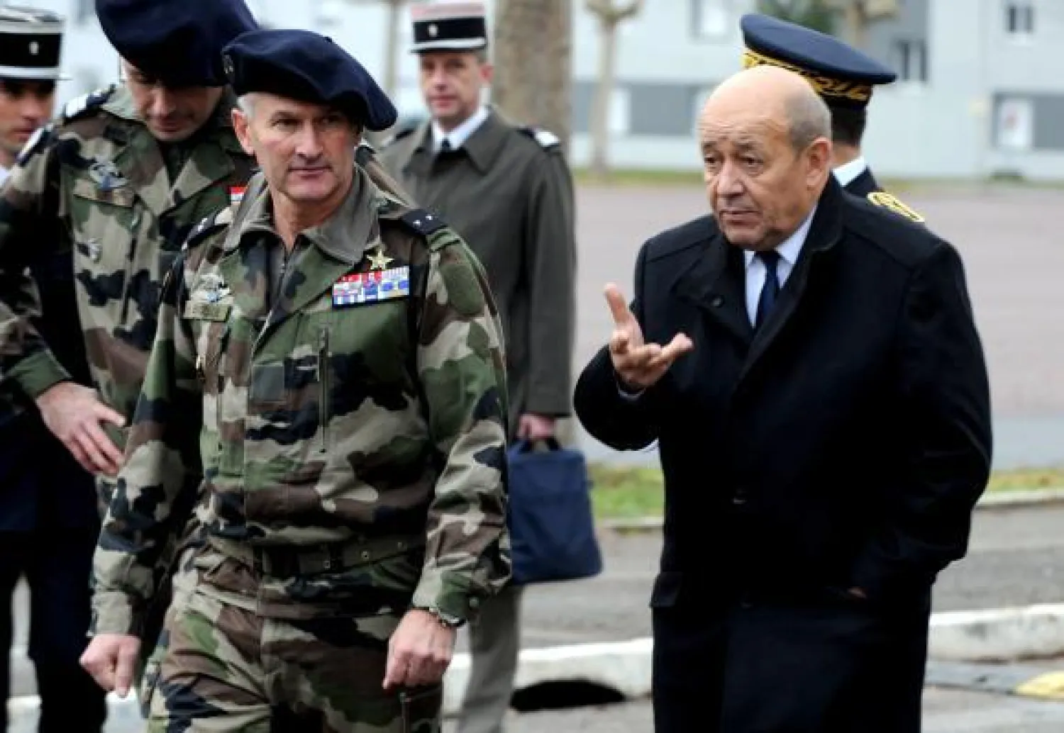 وزير الدفاع الفرنسي جان ايف لودريان