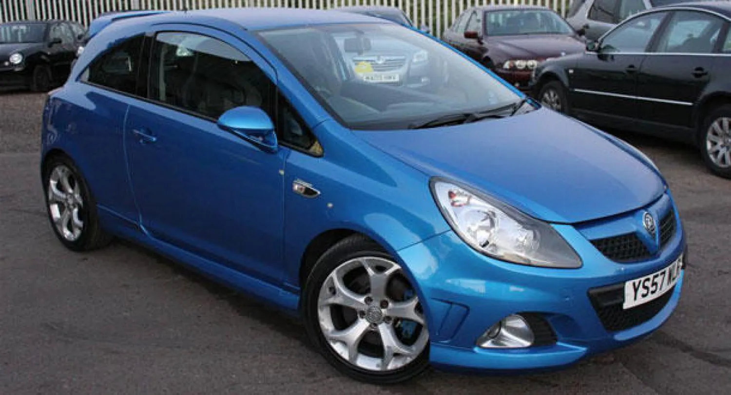 فوكسهول «في إكس آر» 2015