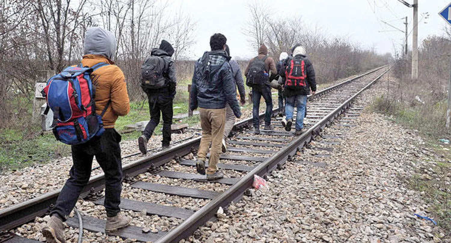 من الصعب تخيل كيف ستتمكن أعداد سكان آخذة في الانكماش من التعامل مع عبء الديون بدون مهاجرين جدد (أ. ف. ب)