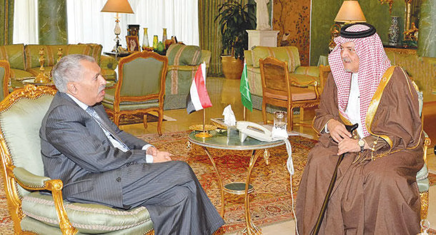 الأمير سعود الفيصل خلال استقباله وزير خارجية اليمن أمس (واس)