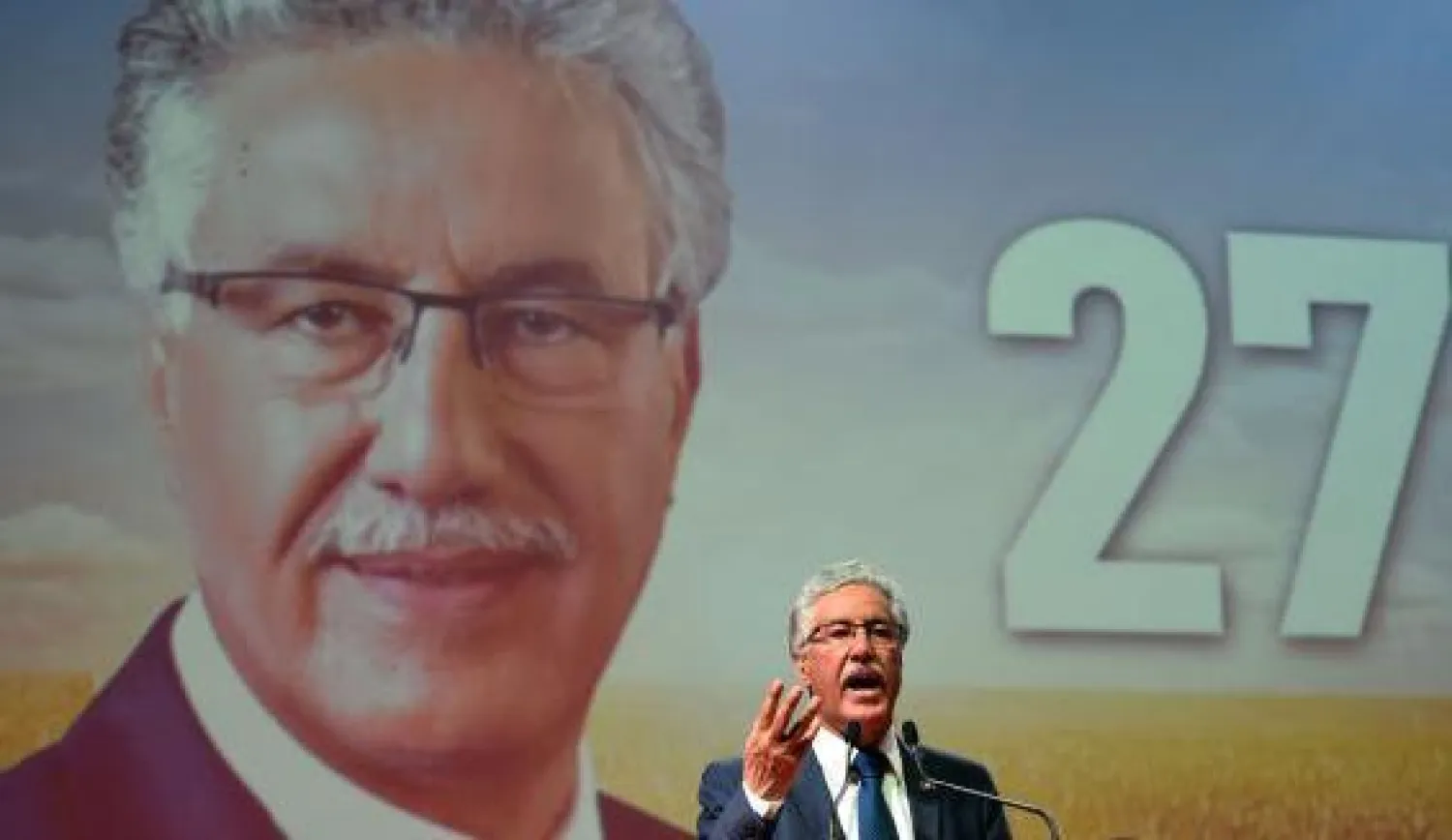 الهمامي يدعو لقطع الطريق على المرزوقي