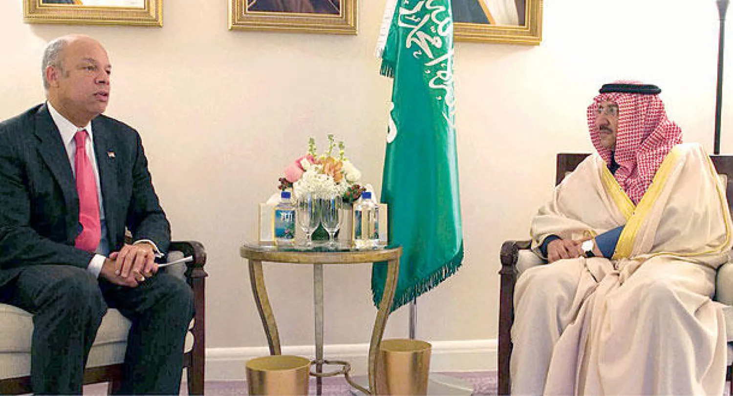 محمد بن نايف يواصل عقد لقاءاته مع المسؤولين الأميركيين في واشنطن
