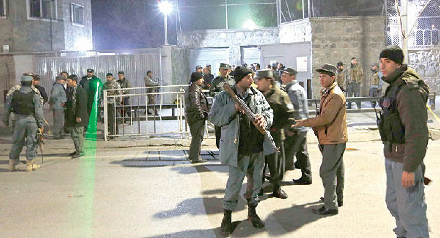 قتلى وجرحى في هجومين انتحاريين استهدف أحدهما المركز الفرنسي بكابل