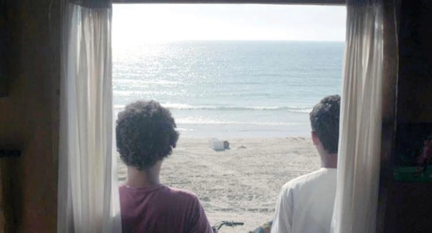 مشهد «الولدان والبحر»