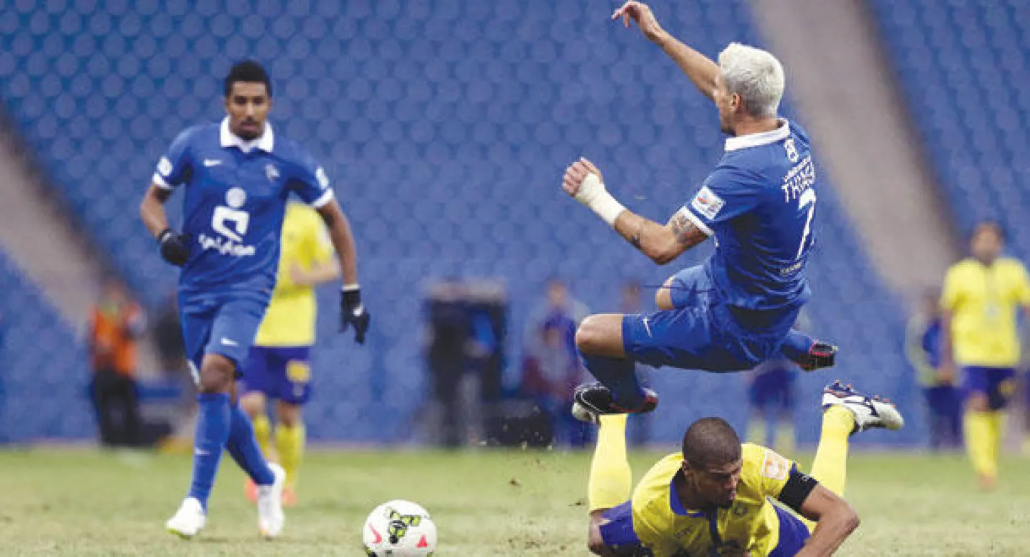 مواجهة الديربي شهدت جدلا كبيرا حول أداء الحكم التشيكي كوفاريك (تصوير: علي العريفي)