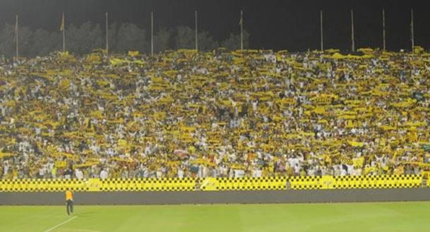 الاتحاد يفتح خط المفاوضات مع مهاجم أفريقي ورومانيين