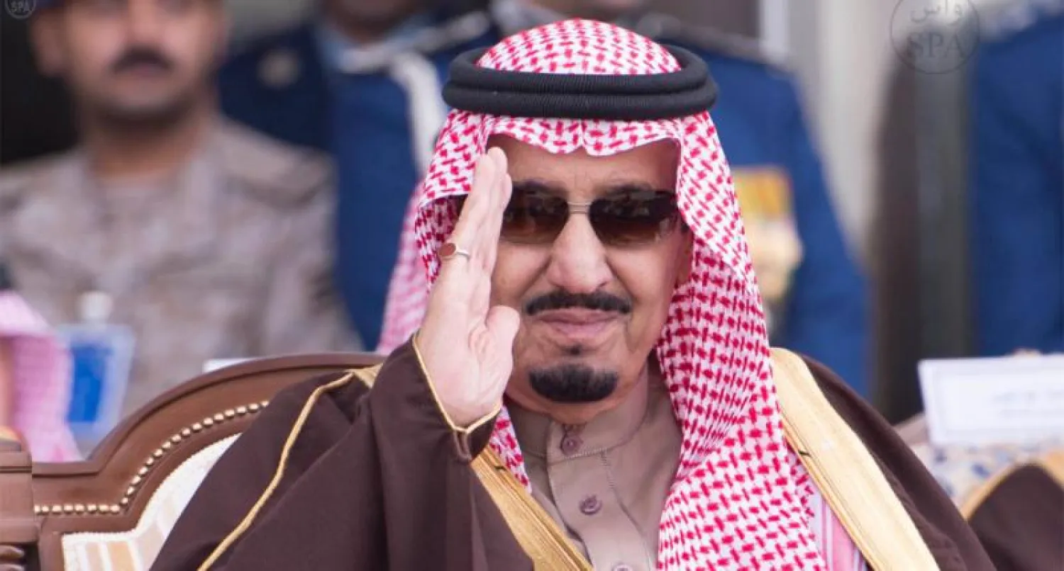 ولي العهد السعودي يدشن طائرات تدريب عسكرية تعمل في جميع التشبهات القتالية