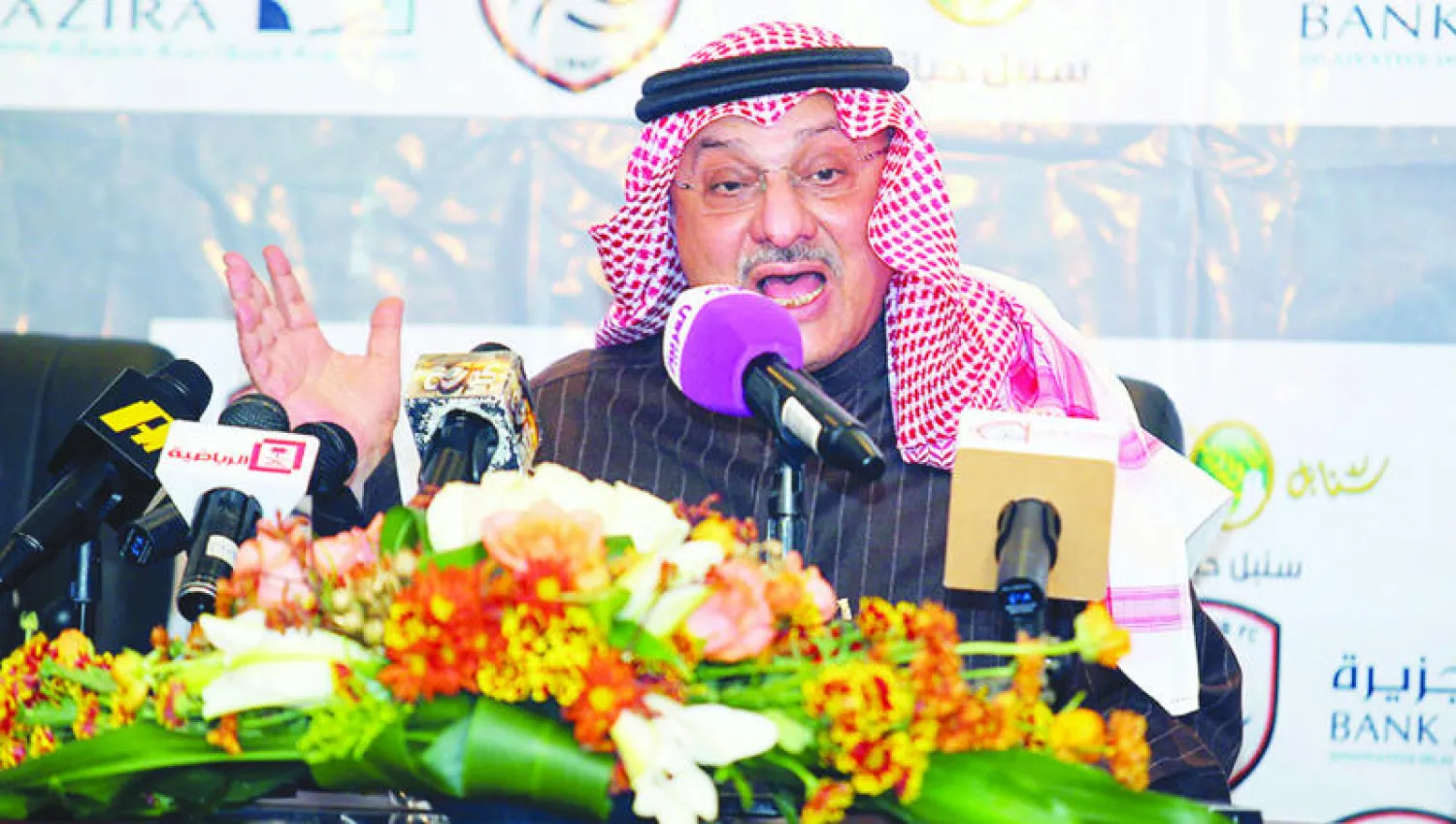 الأمير خالد بن سعد خلال المؤتمر الصحافي