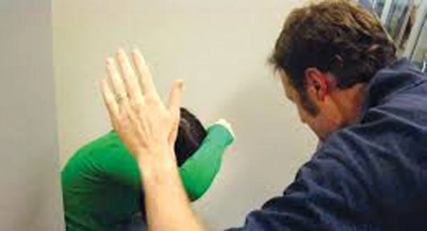 ناظر مدرسة هندية يضرب طفلا حتى الموت